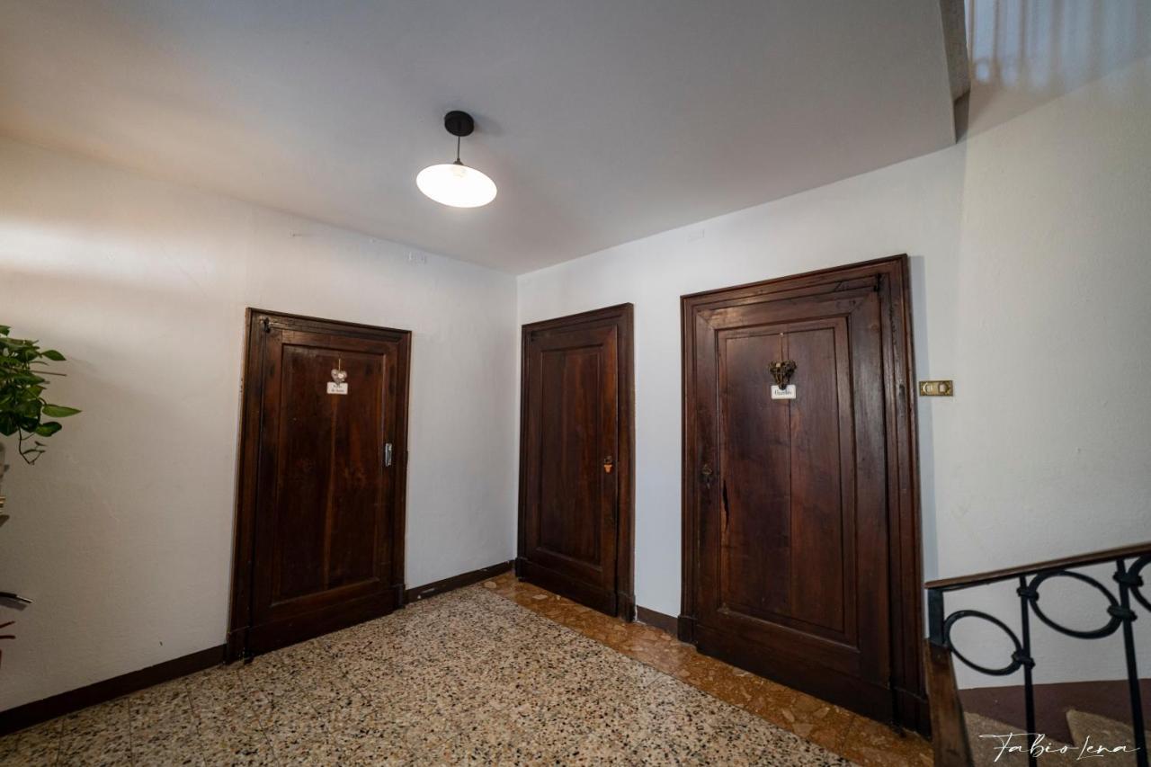 Casa Olmi Hotel Castiglione dʼIntelvi Exterior foto